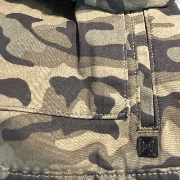 LULAROE Sz XL  Kenny Camo Jacket Military Jean Style With Pockets New with Tags - Picture 12 of 14